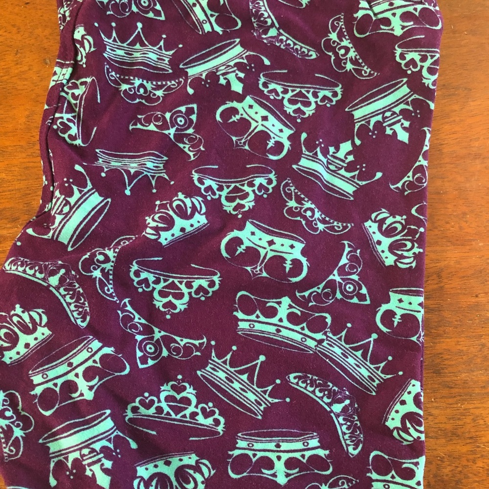 Lularoe purple and teal crown leggings